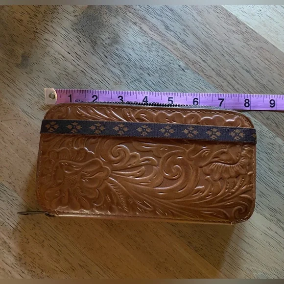 Patricia Nash Tan Embossed Floral Wallet - Picture 13 of 15